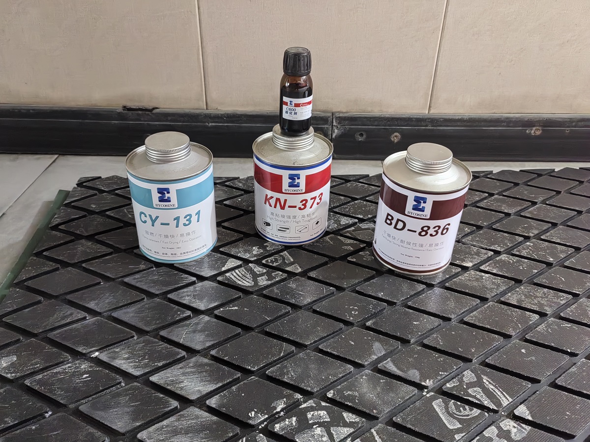 皮带滚筒包胶现场施工流程，滚筒冷粘包胶详情介绍